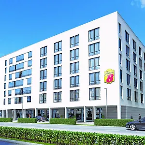 Hotel Super 8 By Wyndham West, Mnichov